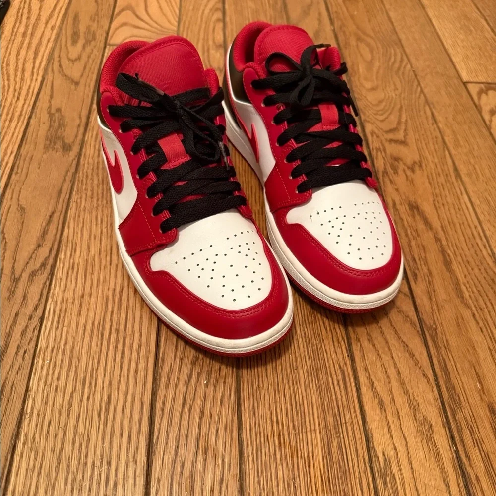 Air Jordan 1 Low M8.5/W10